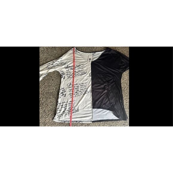 NWT abstract, black, and white long sleeve tunic. Xl - Picture 6 of 11